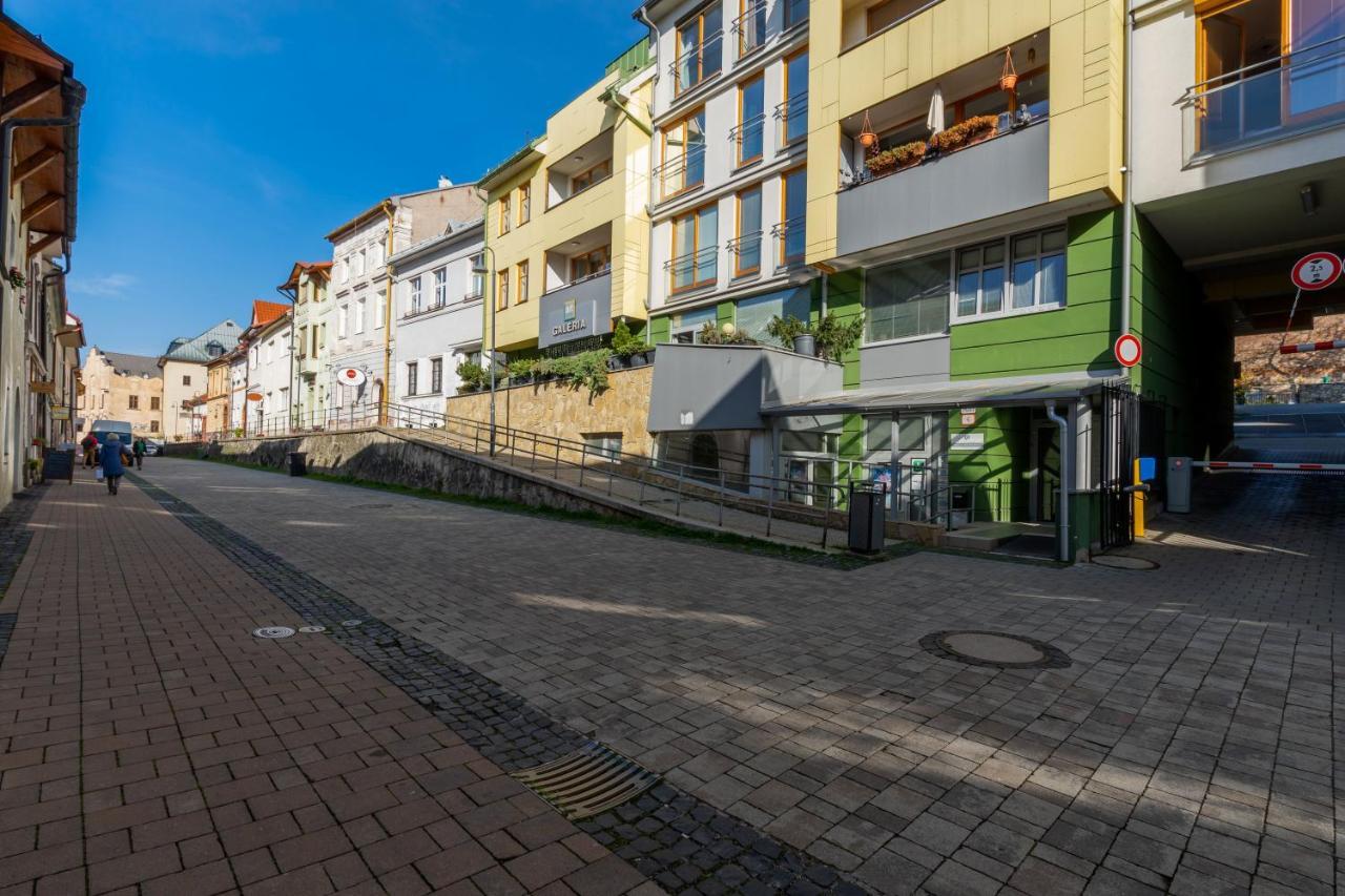 Apartman Strieborna V Centre Mesta Banska Bystrica Luaran gambar